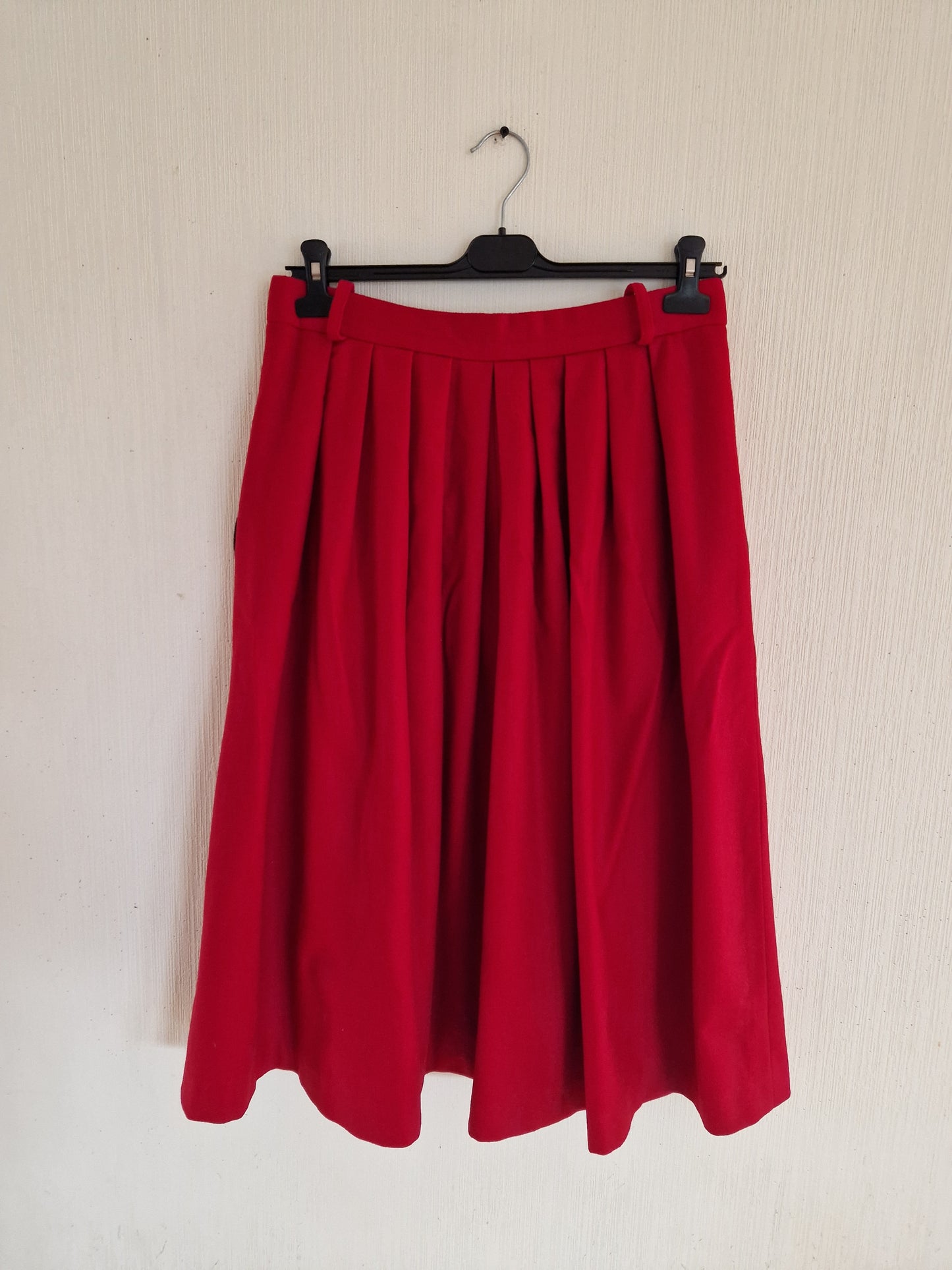 Vintage Red Womens Dirndl German Austrian Traditional Folk Oktoberfest Wool Skirt Size XL